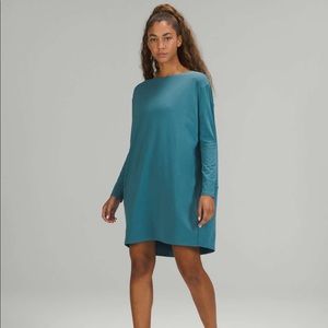 BNWT lululemon back in action LS Dress